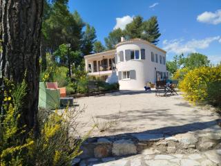 La Tourelle Suite Cosy entre vignoble aixois et Luberon - Le Puy-Sainte-Réparade - 9