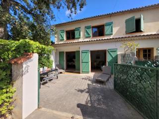 Gîte Villa de 78 m2 à 400m de la plage + piscine - Six-Fours-les-Plages - 8