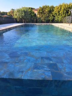 Maison arboree de 39 m2 - piscine et plage a 400m - - Six-Fours-les-Plages - 8