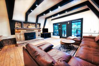 A-frame Retreat On Private Pond - 1