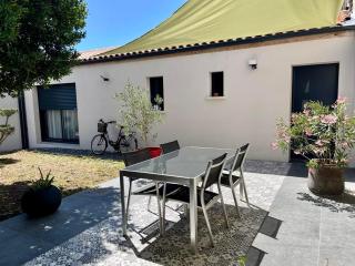 Villa Rochelaise proche de la plage - 1