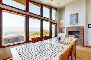 Bright Shores - Lincoln City - 2