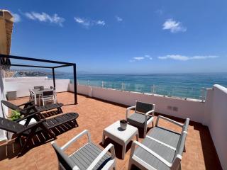 Manilva Sabinillas Atico w Seaviews by Homing - 0