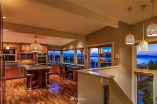 Luxury Vacation House with Breathtaking Soundview - Federal Way - 8