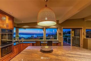 Luxury Vacation House with Breathtaking Soundview - Federal Way - 7