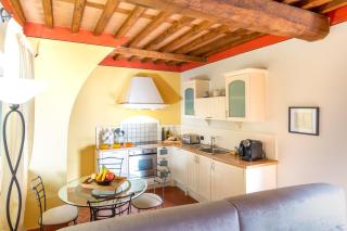 Tenuta Guinigi Antico Borgo di Matraia - Exclusive Holidays apartments & Pool - Lucca - 5