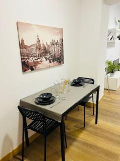 Apartamento Bajo en Madrid Centro - Madrid - 1