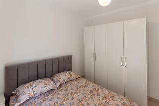 Beachside One-Bedroom Flat - Durazzo - 5