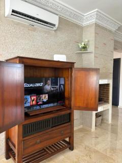 Asilah Luxury Living ------Sea View --Access to 2 pools --5 minutes From Thee Beach -----NETFIX----- Private Parking ----------------------------------Vida de Lujo ---- Vistas al mar ----- Acceso a 2 Piscinas ------a 5 minutos de playa - Tanger - 1