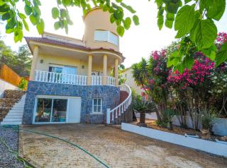 Villa Claudia by Hello Homes Sitges - Sitges - 9