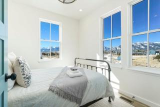 Alpine Vista Short Walk Downtown & Stunning Views - 7