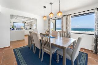 4 BR Kikita Beach Villa Oceanfront w Pool - Dorado - 7
