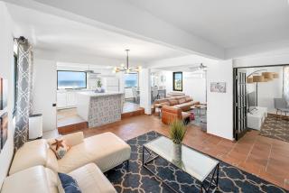 4 BR Kikita Beach Villa Oceanfront w Pool - Dorado - 9