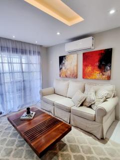 Casa Cond Ocean House Camboinhas Pé na Areia 4qts - 1