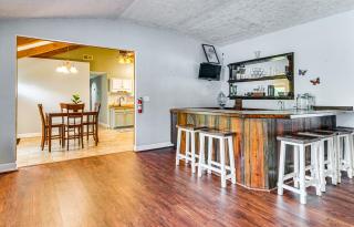 Spacious Micanopy Farmhouse with Luxurious Pool! - Micanopy - 4