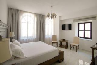Atrium Suites - Ermoupoli - 1