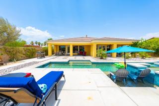 Luxurious 5BR Resort Style Home w Pool & Spa - Indio - 3