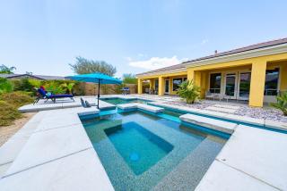 Luxurious 5BR Resort Style Home w Pool & Spa - 1