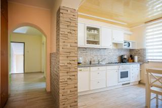 Noua Oasis BNB with PARKING - Brasov - 3