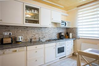 Noua Oasis BNB with PARKING - Brasov - 2