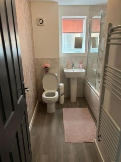 Private Room in a house with Parking in Lenton - Nottingham - 5