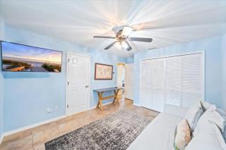 Honolulu East - Vacation home with heated pool and Gulf-access canal - 7