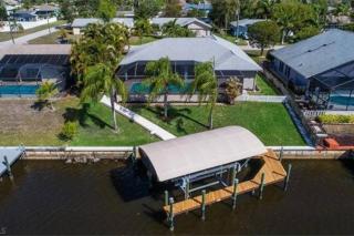 Honolulu East - Vacation home with heated pool and Gulf-access canal - Cape Coral - 6