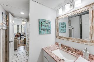 Sunbird Resort! 1 BD Beach Condo! Free Beach Chair Service! by Dolce Vita Getaways PCB! - 2