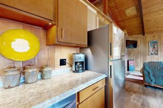 Lakefront Cabin Retreat (Cabin A) - 1