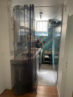 Entire rental unit in Paris - París - 3