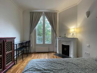 Entire rental unit in Paris - París - 7