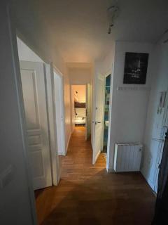 Entire rental unit in Paris - París - 8