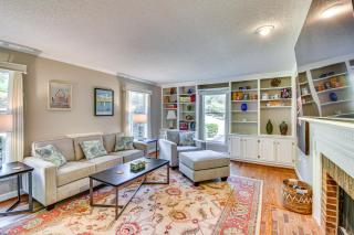 Anderson Retreat Private Hot Tub and Kayaks! - 7