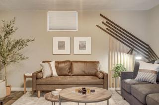 Blackstone Hideaway Downtown Lower-Level Apt - 1
