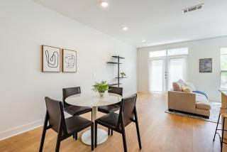 UBP-Chic Living Montrose Midtown - Houston - 7