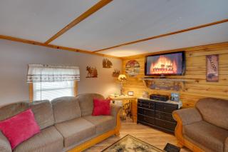 Cozy Catskills Home with Pond on 2 Acres! - - 3