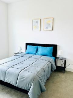 Lux 2BR 1Mi to Riverwalk, The Alamo w Pool and Gym - San Antonio - 8