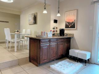 Luxury 4B3B with Dual EnSuites, Parking, WiFI - San José - 4