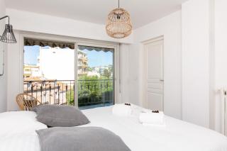 Hekla YourHostHelper - Cannes - 8