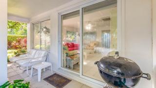 Lush tropical plantings in a gated compound located directly on the Florida Bay cottage - Islamorada - 5