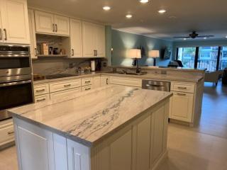 This condo is located in one of Islamorada's most prestigious condo complexes, condo - Islamorada - 7