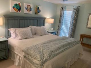 This condo is located in one of Islamorada's most prestigious condo complexes, condo - Islamorada - 3
