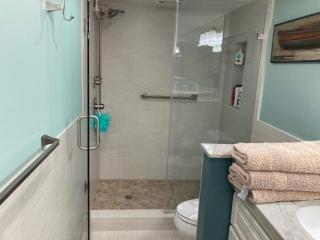 This condo is located in one of Islamorada's most prestigious condo complexes, condo - Islamorada - 1