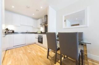 Cosy Two Bed Serviced Accommodation in Tower Bridge London Bridge - Perfect for Long Stay, Business, Leisure and Relocations - Londra - 7