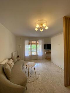 Sanary- La vie est belle- Centre Ville 2 minutes à pied- Plage 5 minutes - 2