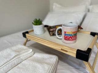 Lindo apartamento de 2/4 com ar condicionado em prédio familiar - 5