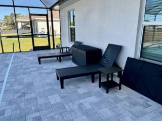 New with Pool & Pier! Perfect for two Families! - Cape Coral - 5