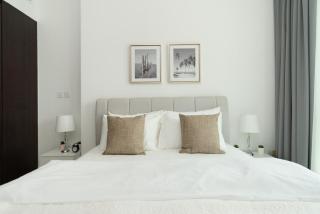Opulent 1 Bedroom Marina View - Dubai - 8