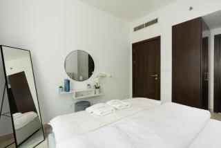 Opulent 1 Bedroom Marina View - Dubai - 1