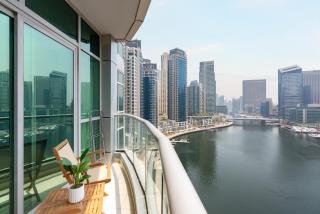 Gala Guests - Stunning Front-Row Marina Views at The Point - 0